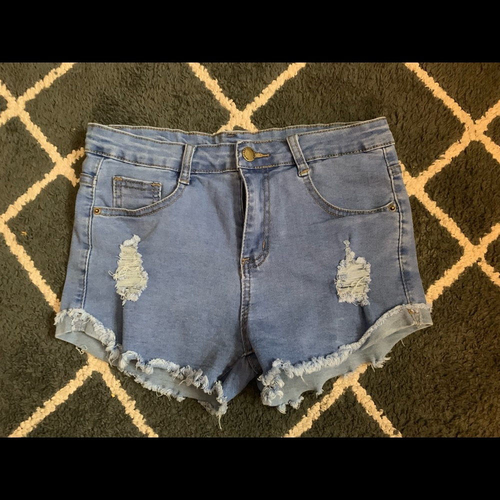Shorts - Picture 2 of 2